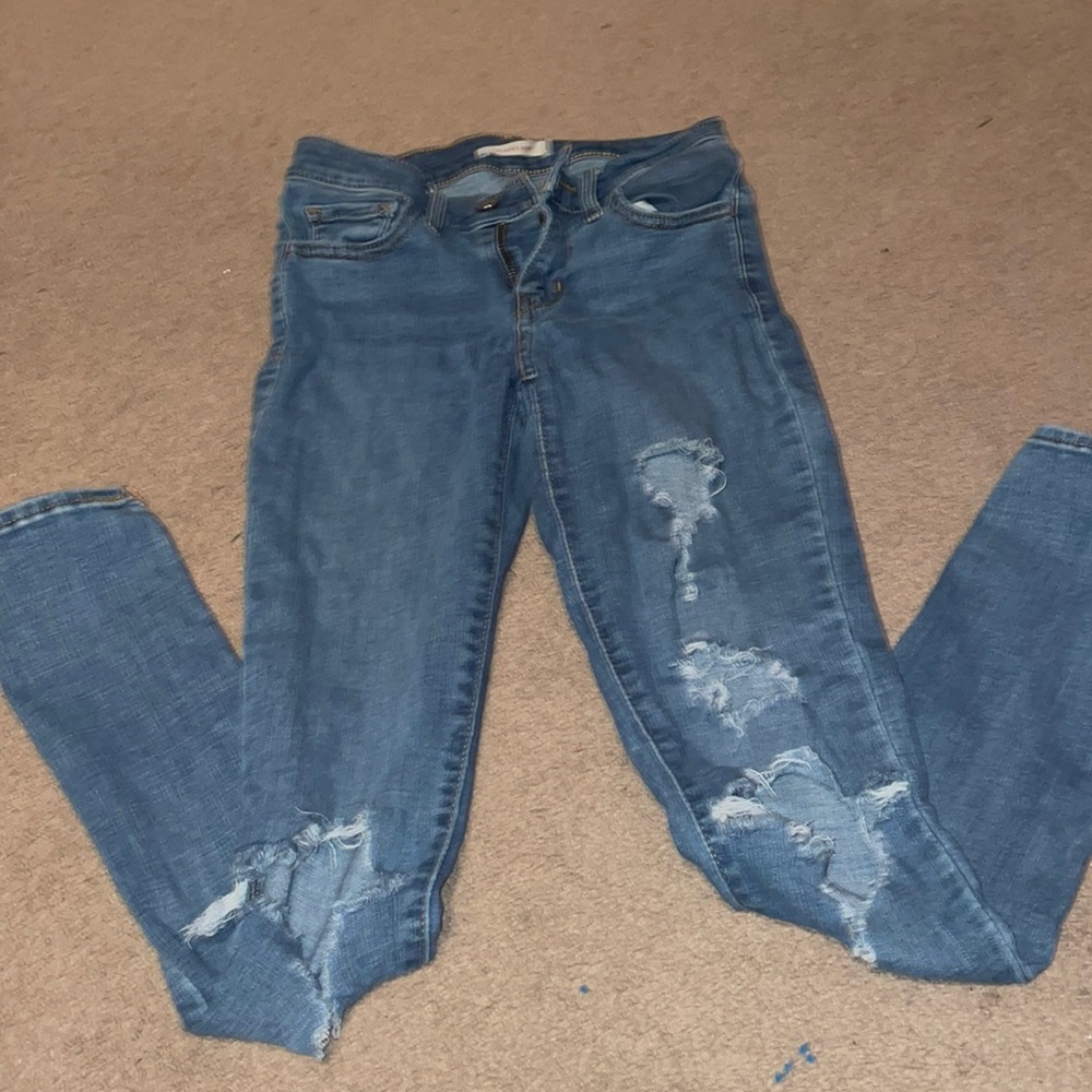 Levi’s Jen’s